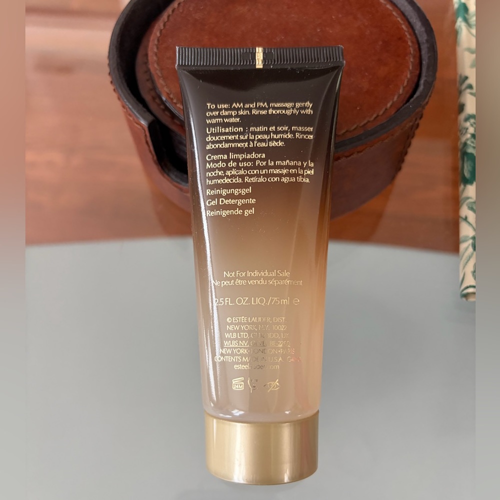 NWOB Estée Lauder Advanced Night Cleansing Gel, 2.5 oz. / 75mL - Picture 3 of 5